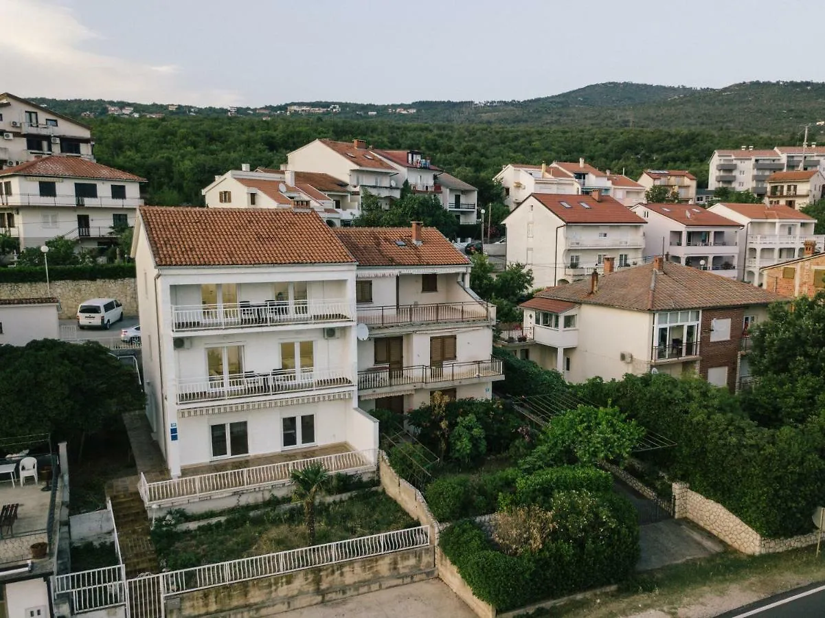 Apartmani Kristijan Crikvenica 0*,