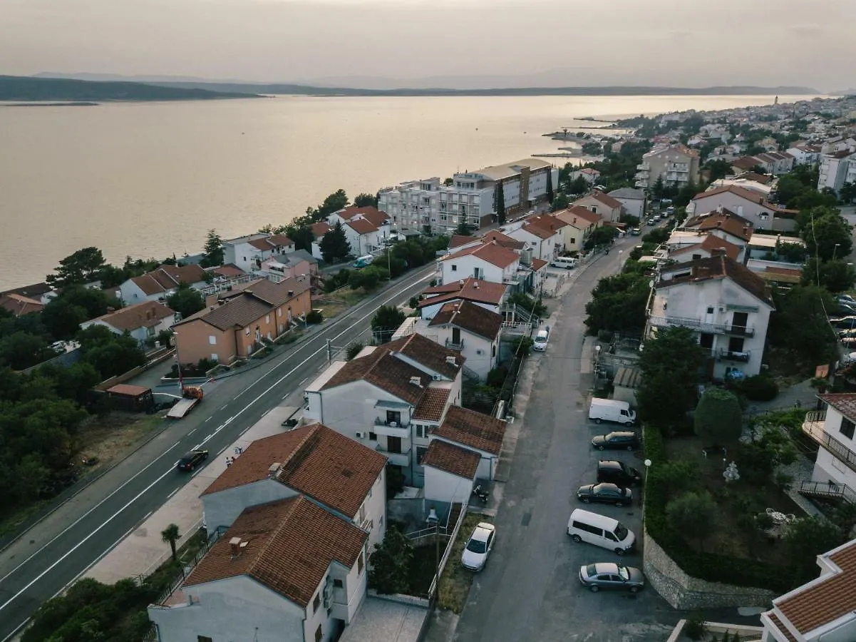 Apartmani Kristijan Crikvenica 0*,