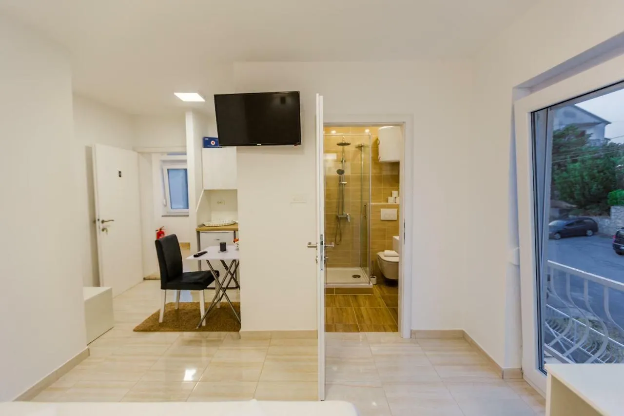 Apartmani Kristijan 0*, Crikvenica Croatia