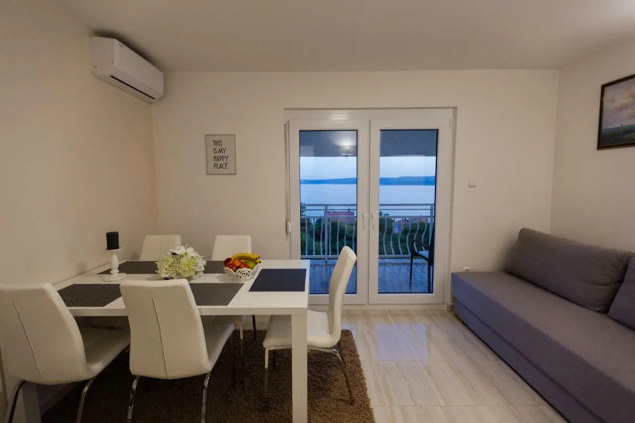 Apartmani Kristijan Crikvenica 0*,